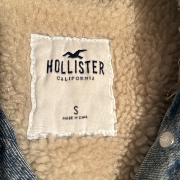 Hollister denim Sherpa lined jacket - Picture 2 of 4